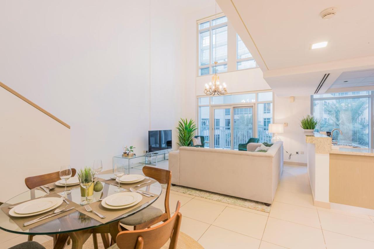 דובאי Bnbmehomes - The Lofts - Emaar מראה חיצוני תמונה