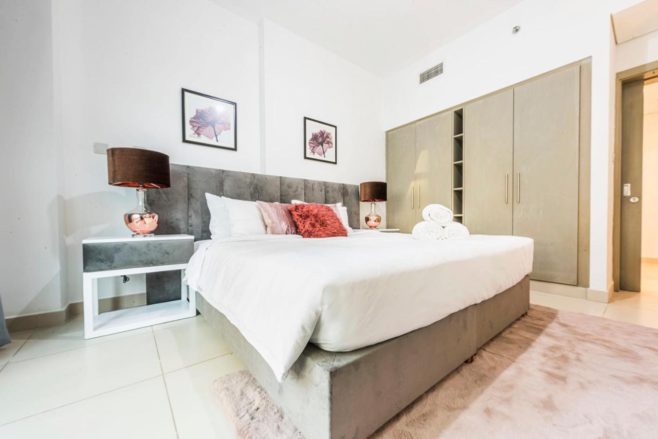 דובאי Bnbmehomes - The Lofts - Emaar מראה חיצוני תמונה